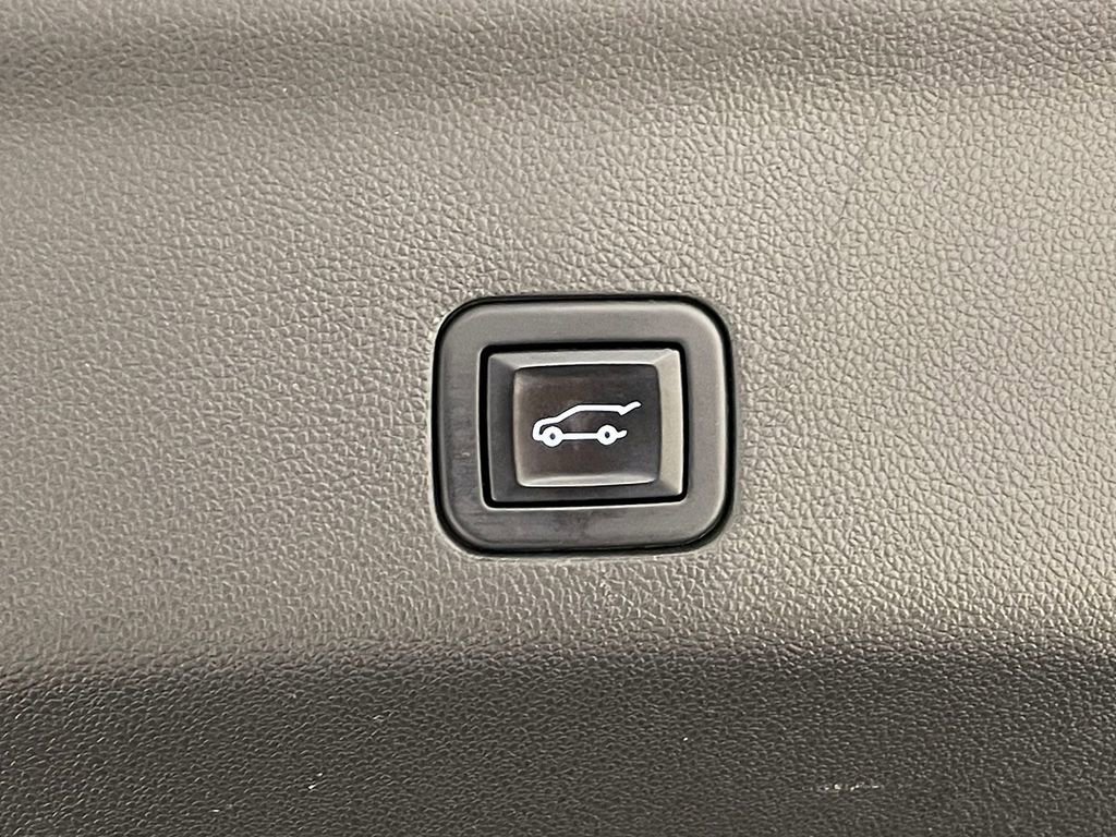 Used 2023 Dark Ash Metallic Chevrolet High Country image 8
