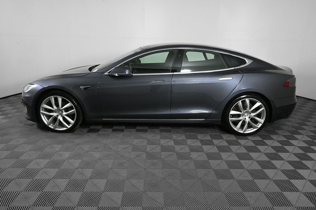 Used 2021 Gray Tesla Long Range image 3