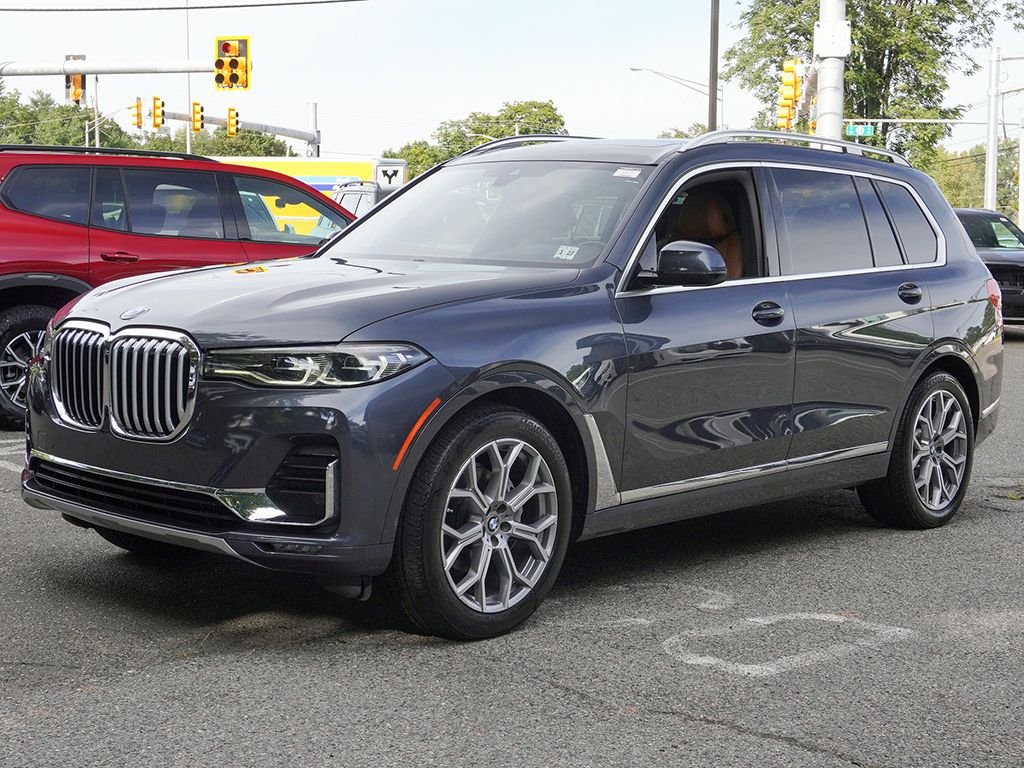 Used 2022 Gray BMW xDrive40i image 11