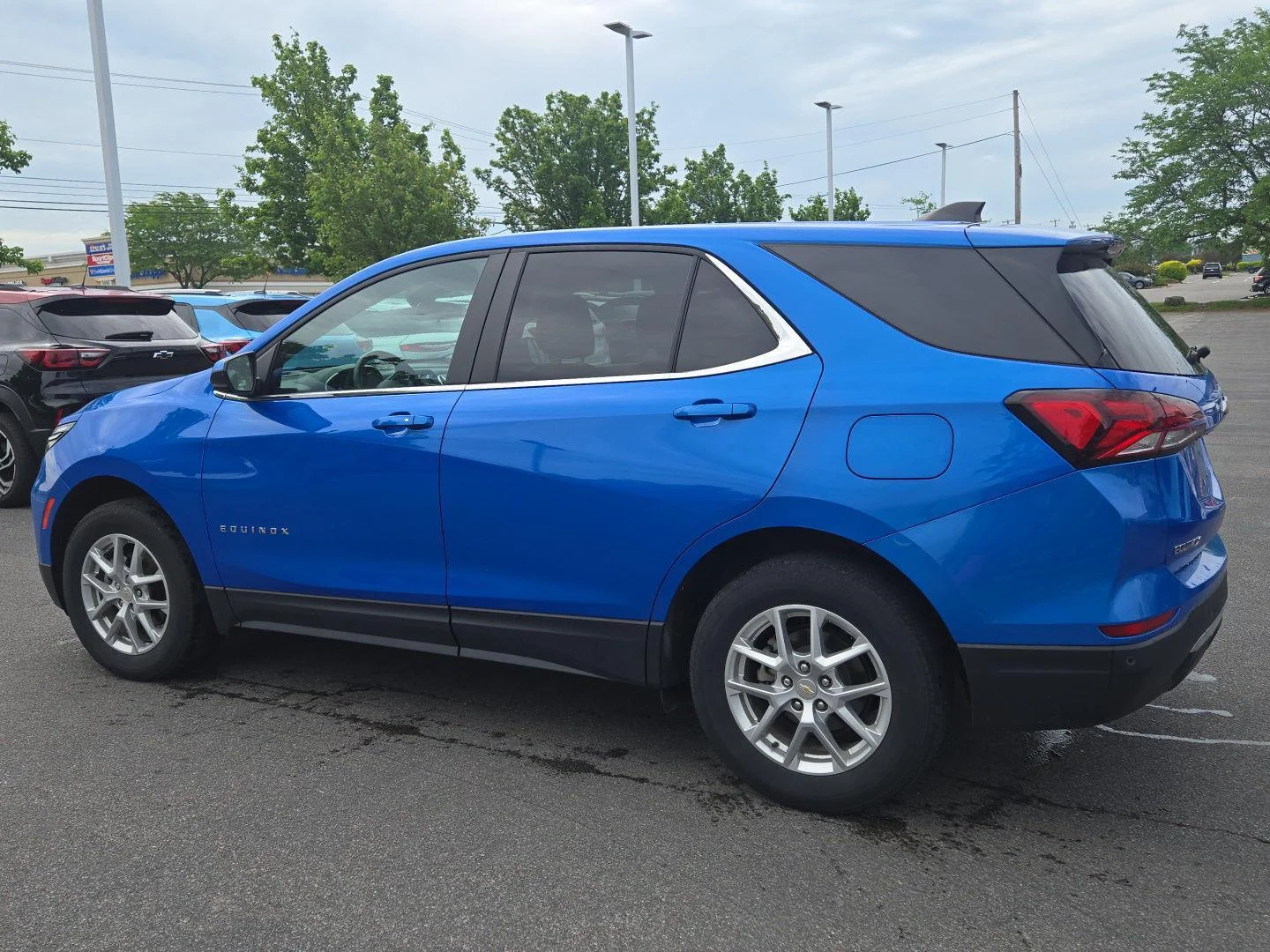 Used 2024 Riptide Blue Metallic Chevrolet LT image 3