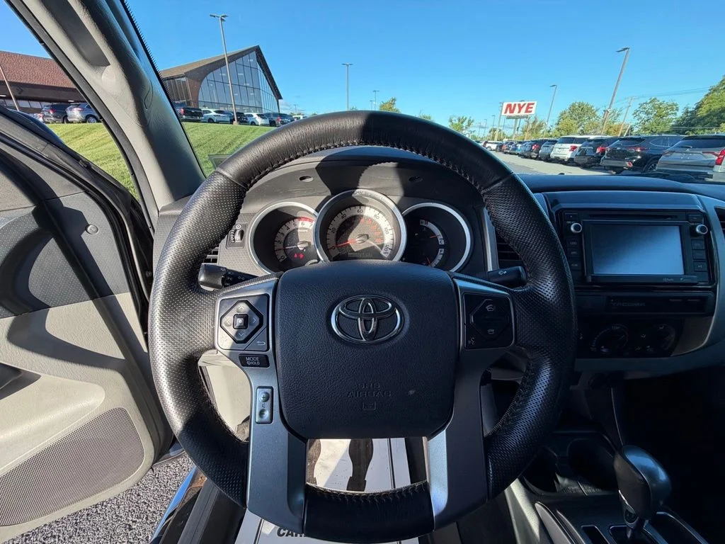 Used 2015 Gray Toyota Base image 28