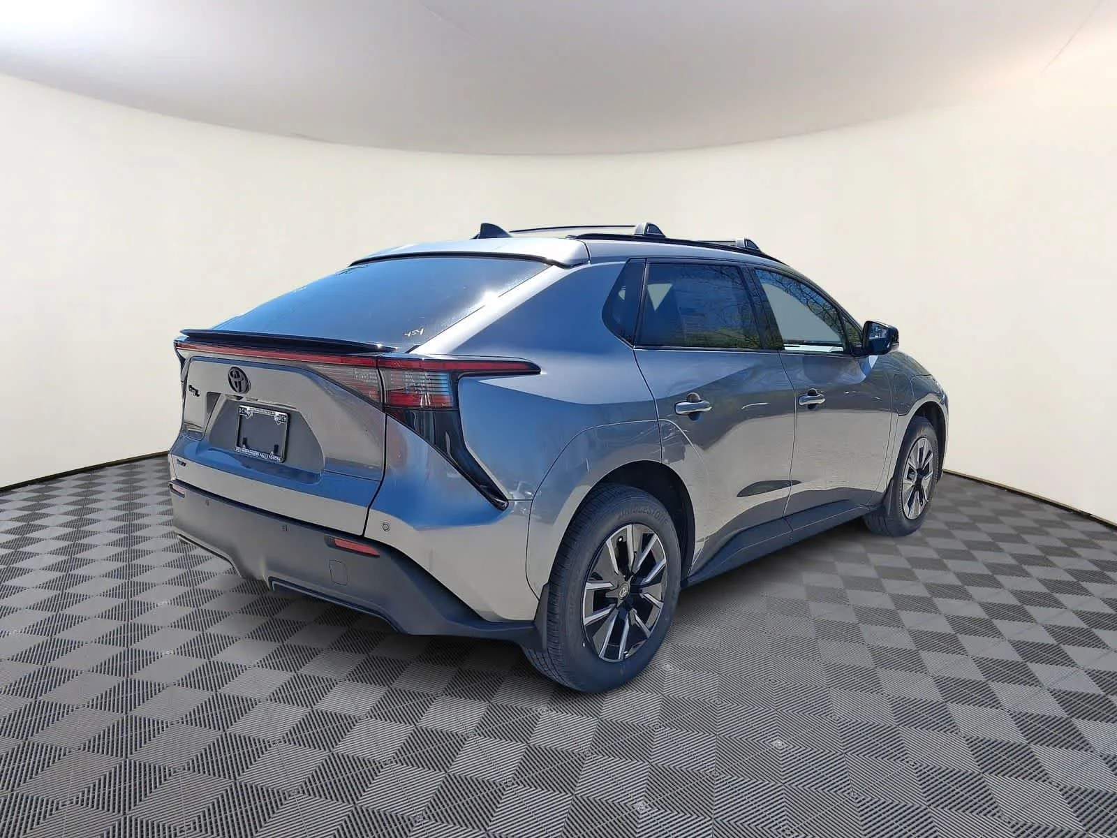 New 2026 Heavy Metal <sup>1</sup> Toyota  XLE image 4