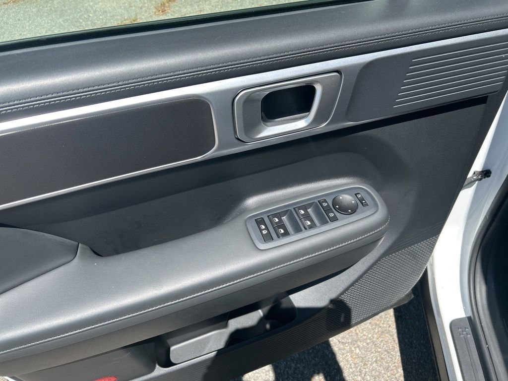 2026 Hyundai Santa Fe SEL - Photo 16