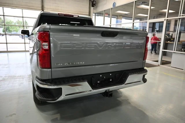 2026 Chevrolet Silverado 1500 LT - Photo 6