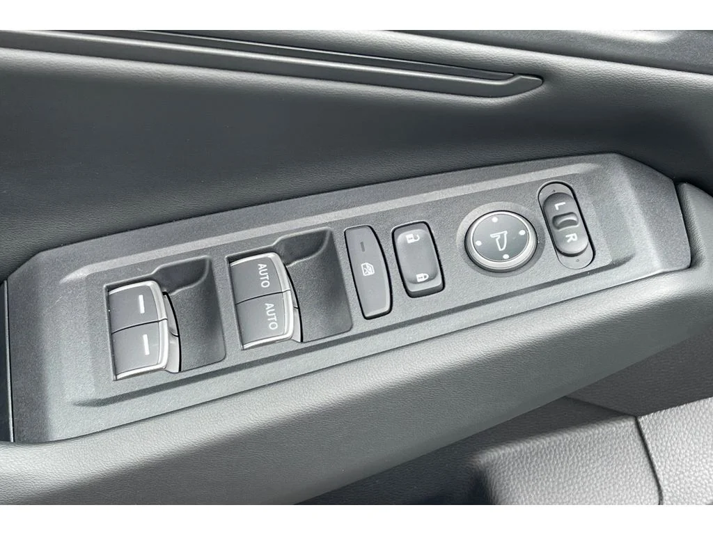 Used 2025 Platinum White Pearl Honda EX-L image 11