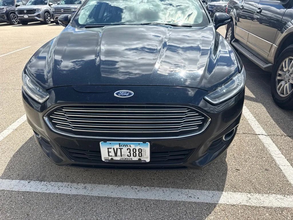 Used 2016 Ford Fusion SE with VIN 3FA6P0HD5GR120079 for sale in Dubuque, IA