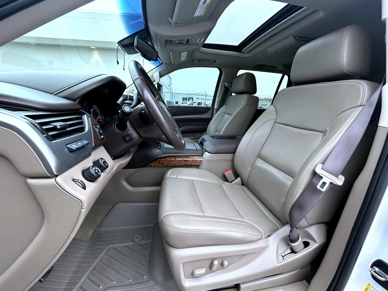 Certified Used 2018 White Chevrolet Premier image 11