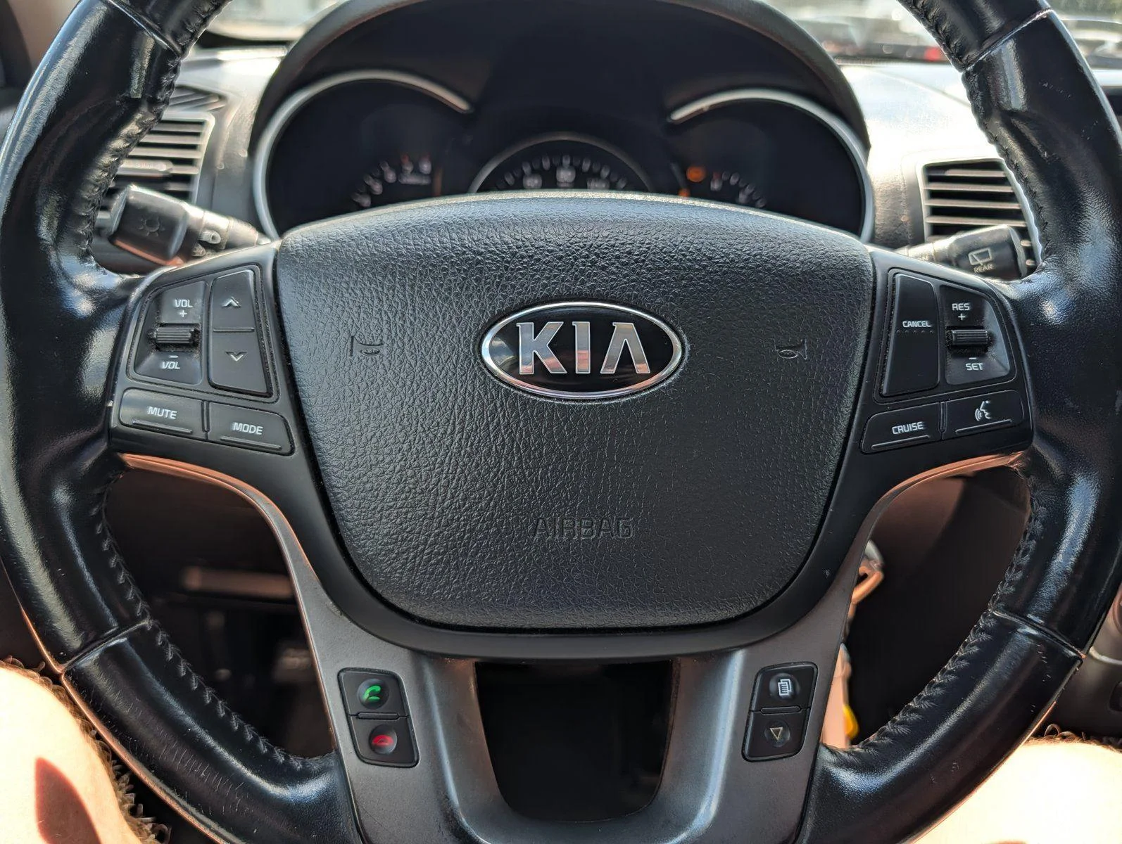 Used 2014 Bright Silver Kia LX image 19