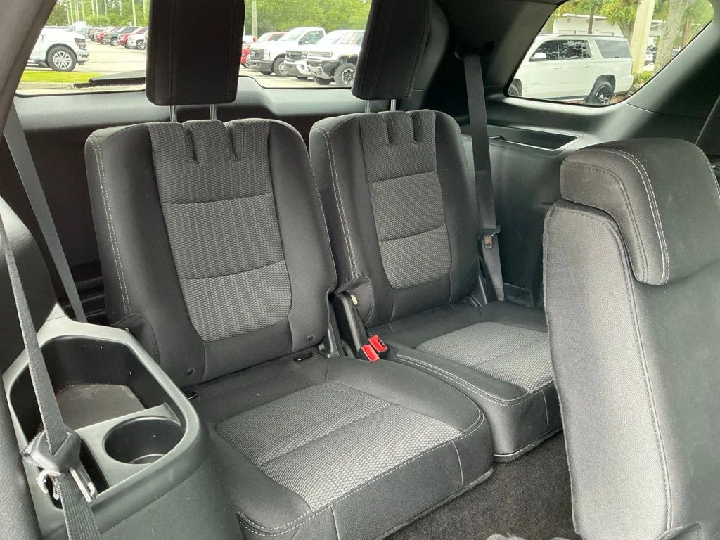 Used 2018 Red Ford XLT image 34