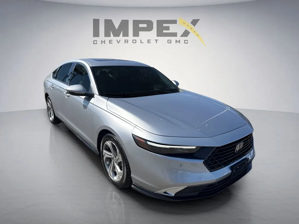 Used 2023 Silver Honda Touring image 7