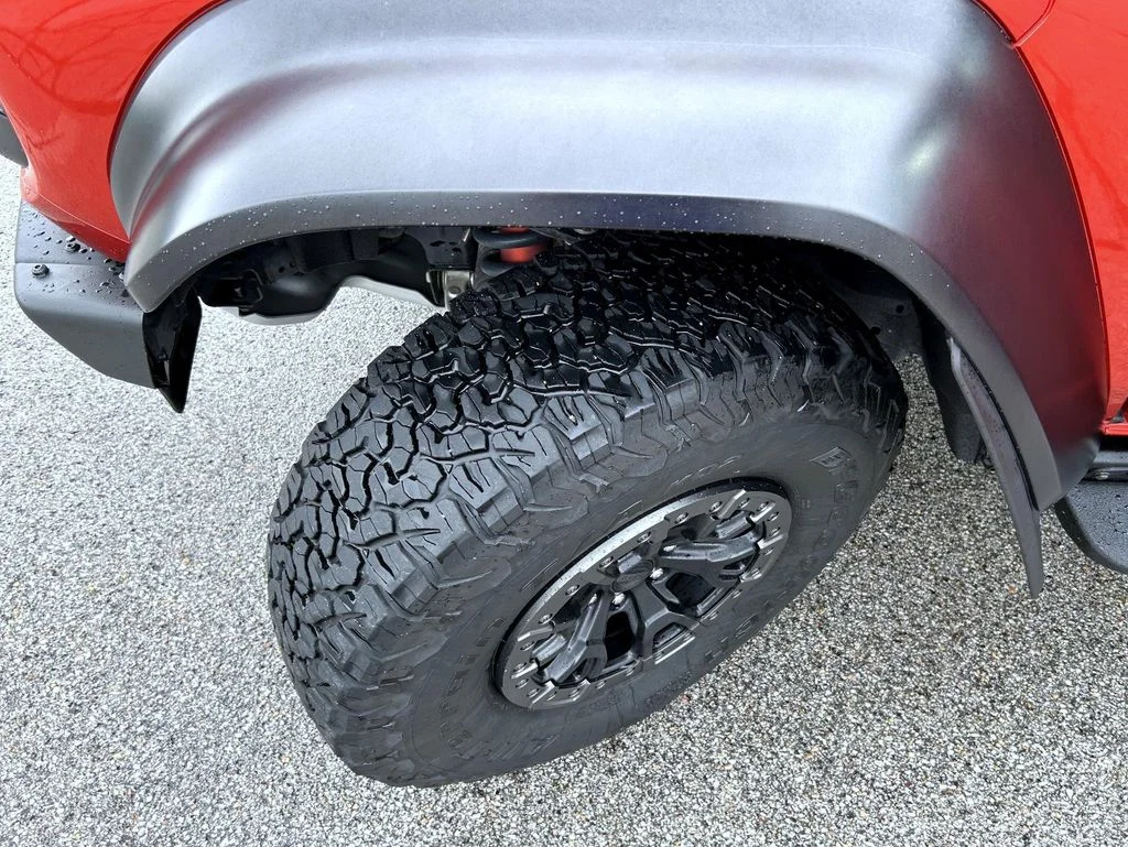 Used 2023 Red Ford Raptor image 24