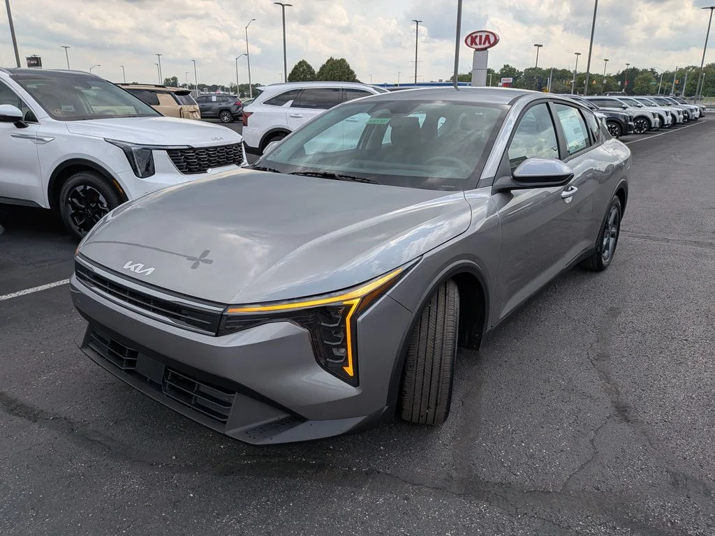 New 2026 Steel Gray Kia LXS image 30