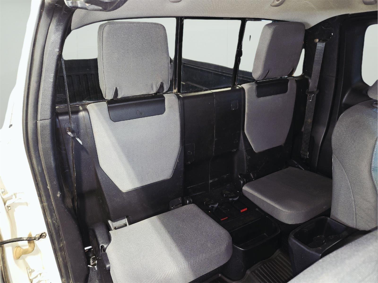 Used 2019 Super White Toyota SR5 image 34