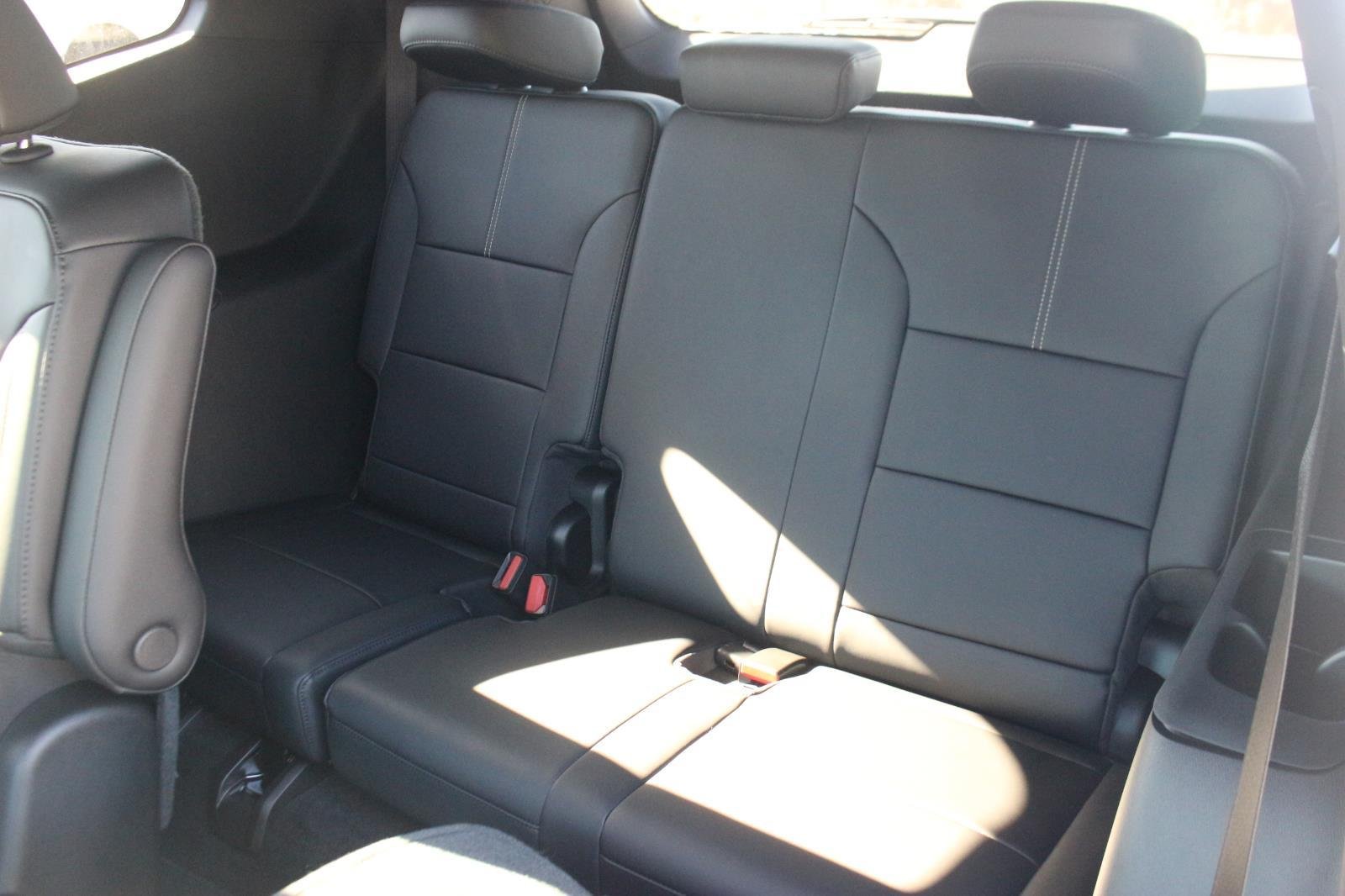 2025 GMC Acadia Elevation - Photo 11