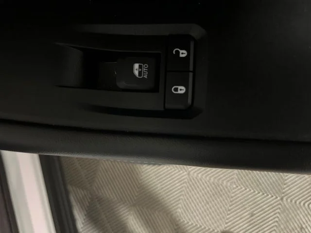 Used 2024 Bright White Clearcoat Jeep Altitude X image 33