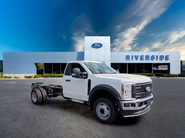 2027 Ford F-550 Super Duty Chassis Cab XL