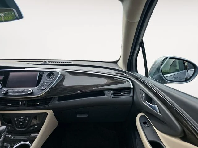 Used 2020  Buick Essence image 9