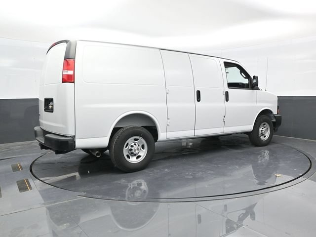 2025 Chevrolet Express Cargo Work Van - Photo 7