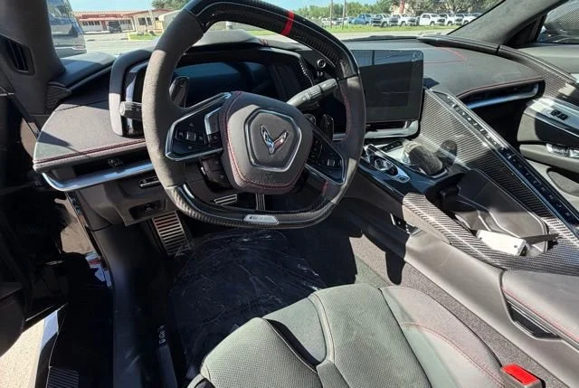 New 2025 Black Chevrolet 3LZ image 15