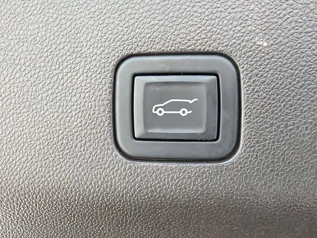 Used 2024 Titanium Rush Metallic GMC Denali image 19