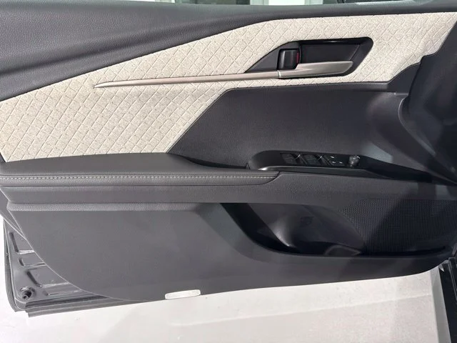 Used 2026  Toyota XLE image 19