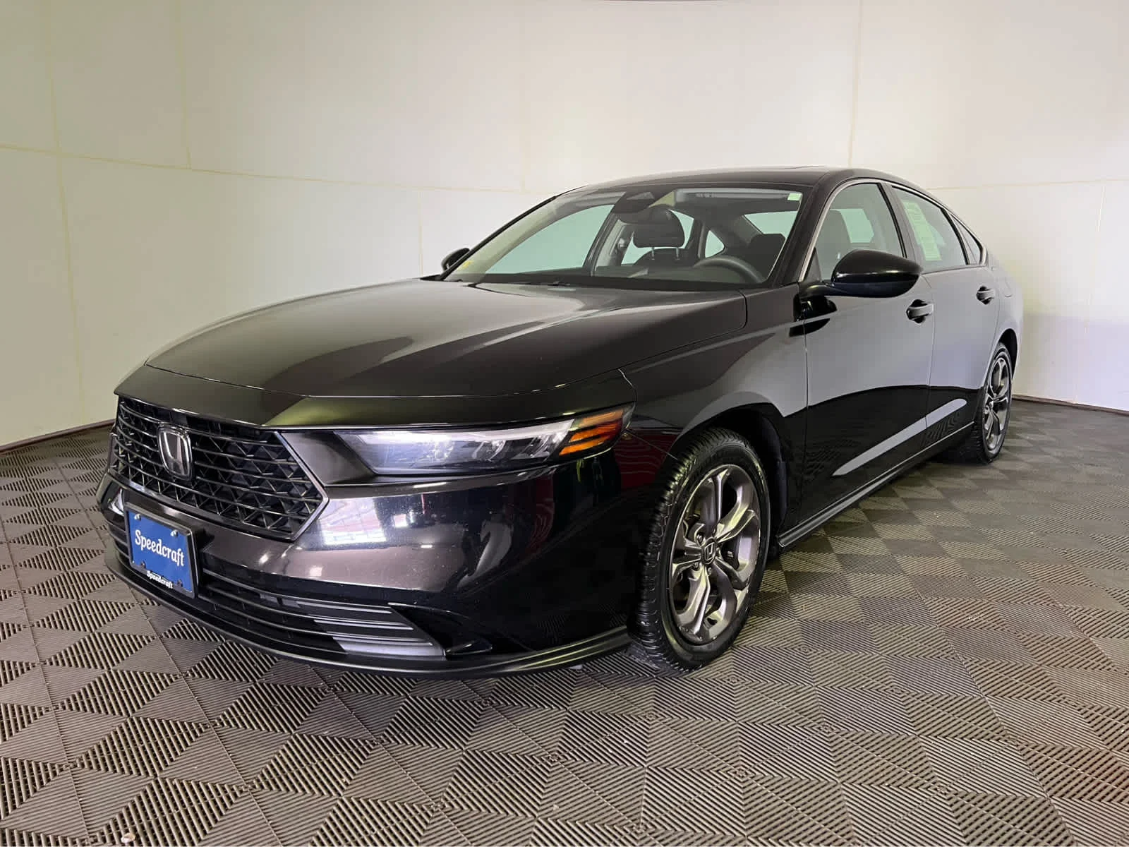 Used 2023 Crystal Black Pearl Honda EX image 3