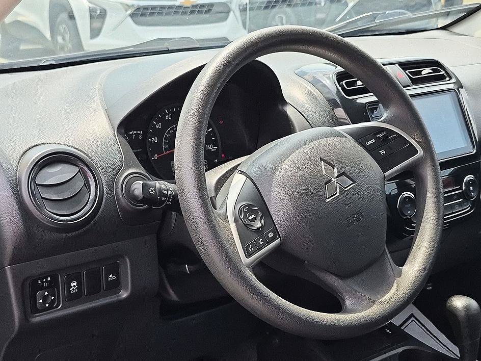 Used 2024 Graphite Gray Metallic Mitsubishi ES image 16