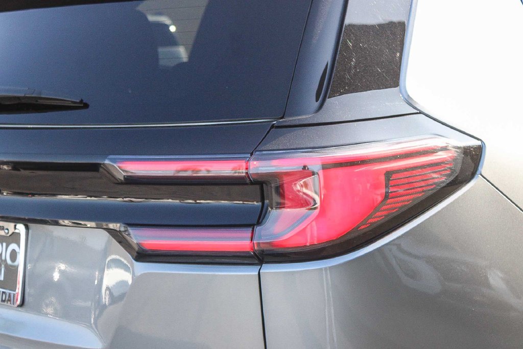 2026 GMC Acadia Elevation - Photo 9
