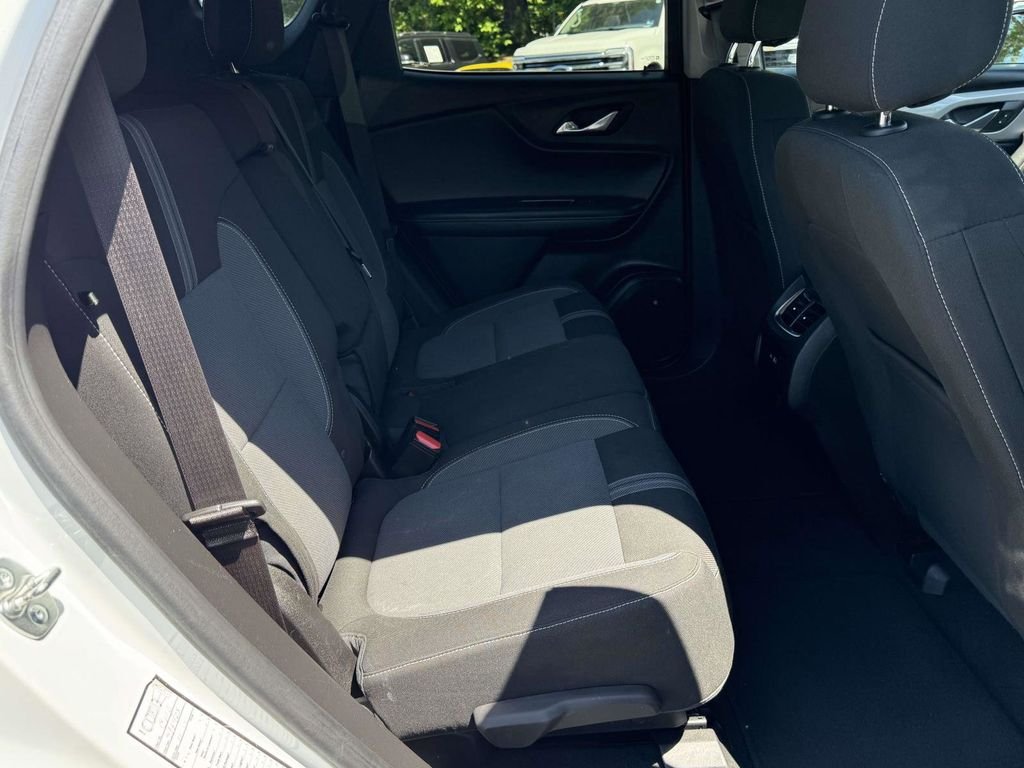 Used 2023 White Chevrolet LT image 16