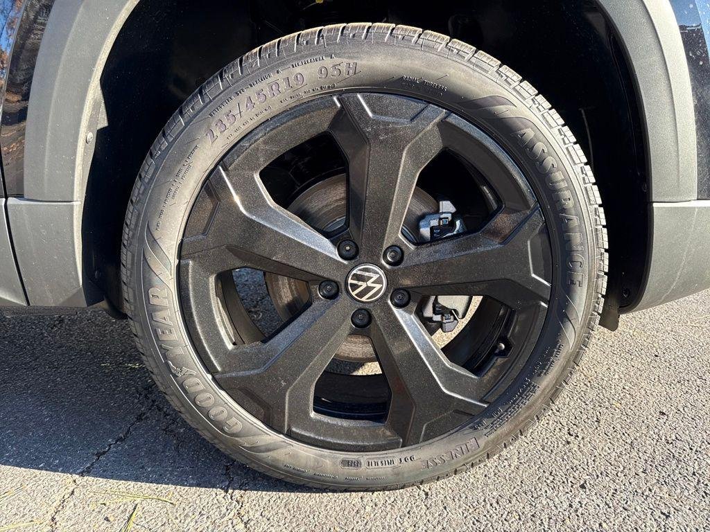 2026 Volkswagen Taos SEL - Photo 11