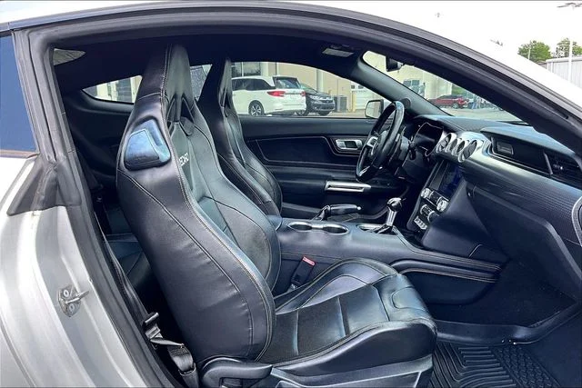 Used 2019 Silver Ford GT Premium image 28