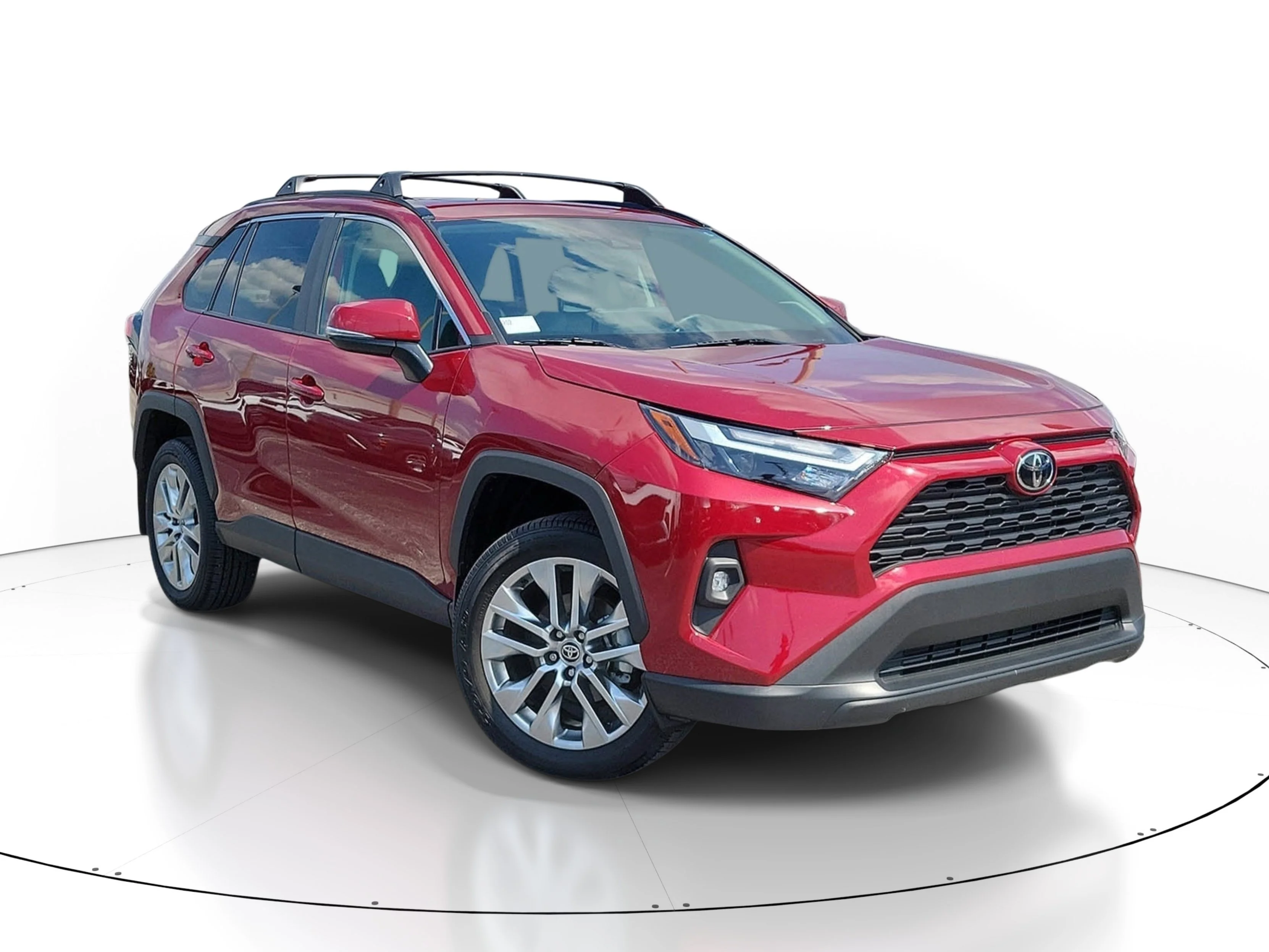 Used 2025 Pearl Toyota XLE Premium image 1