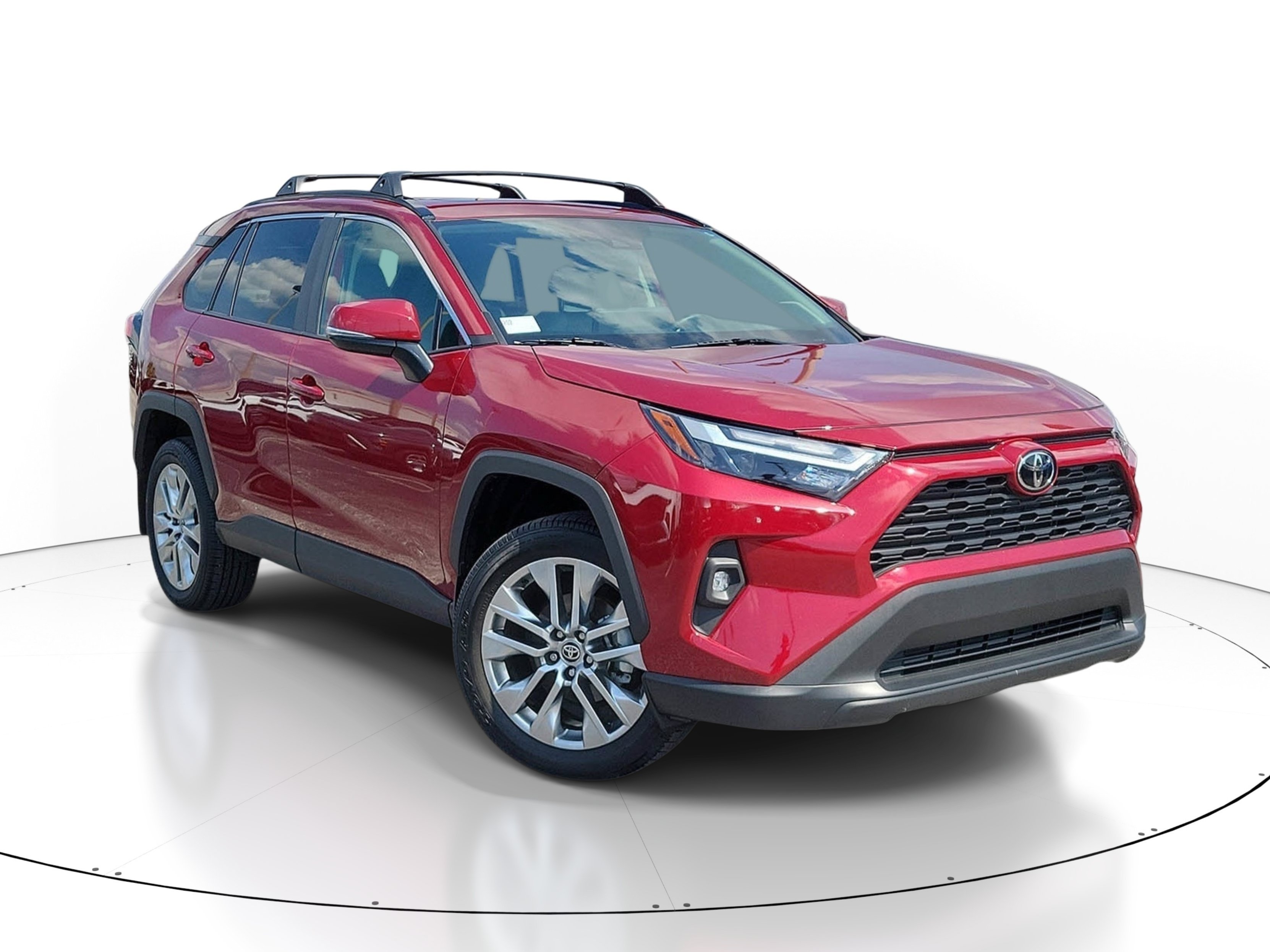 Used 2025 Pearl Toyota XLE Premium image 1