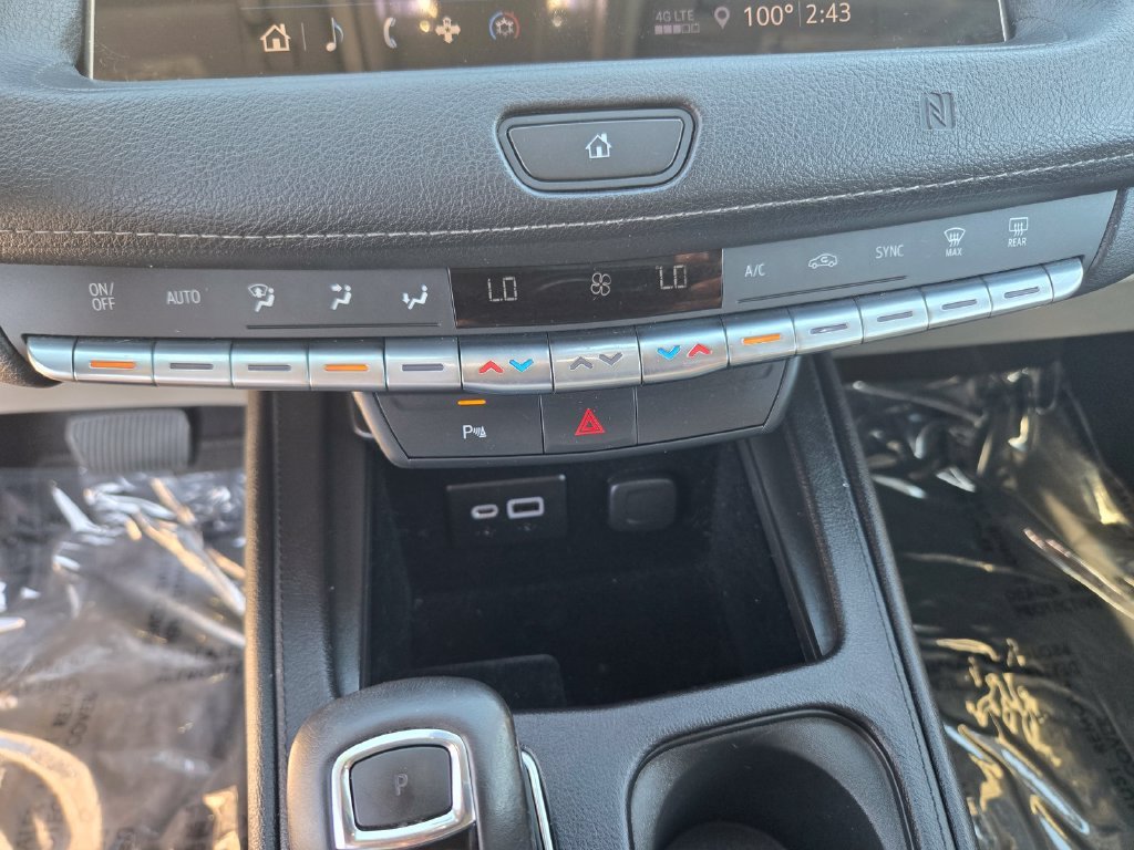 Used 2019 Silver Cadillac Luxury image 15