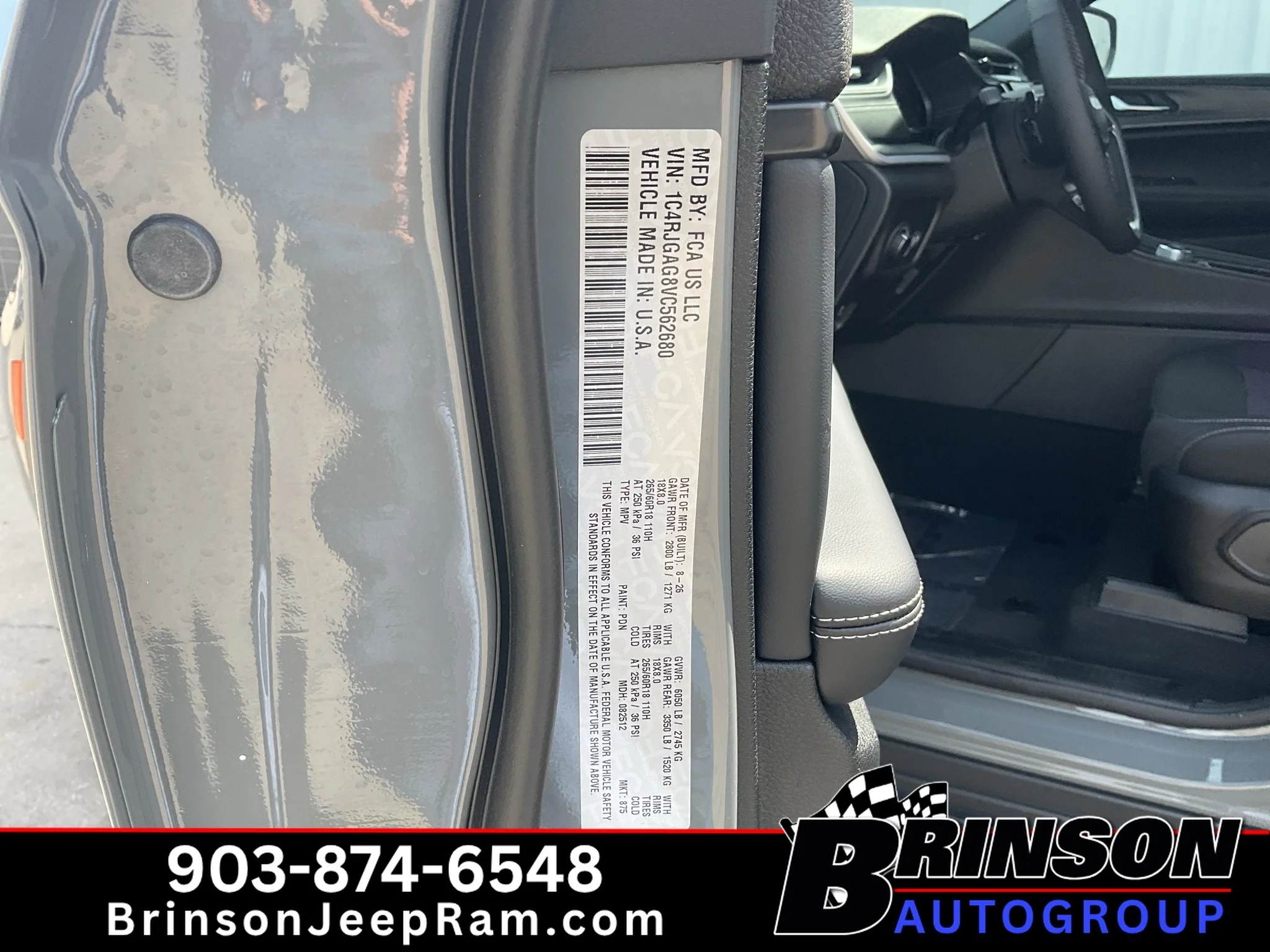New 2027 Sting-Gray Clearcoat Jeep Laredo X image 21
