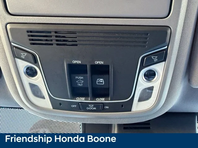 Used 2023 Black Honda RTL image 31