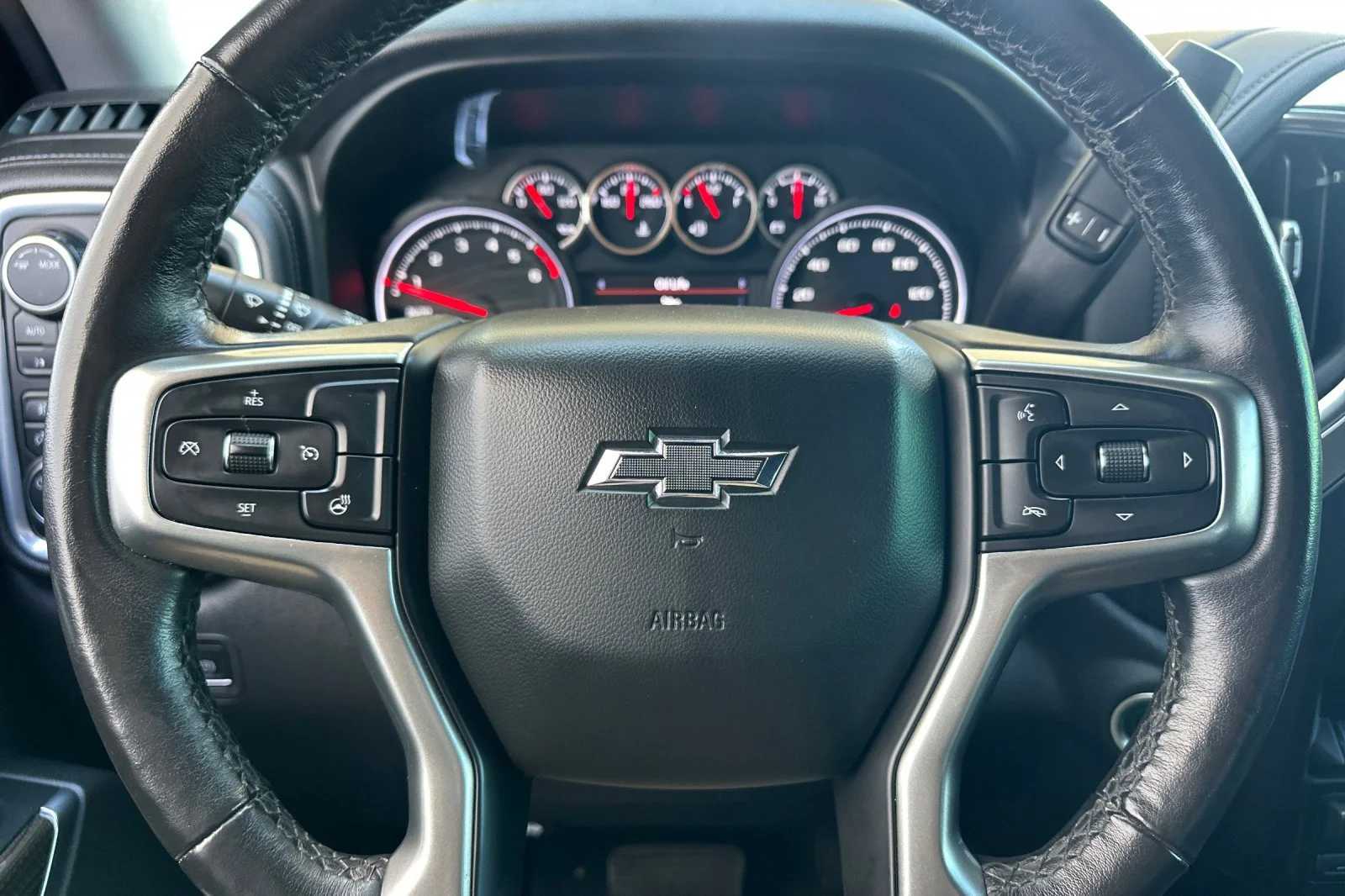 Used 2021 SATIN STEEL METALLIC Chevrolet RST image 22