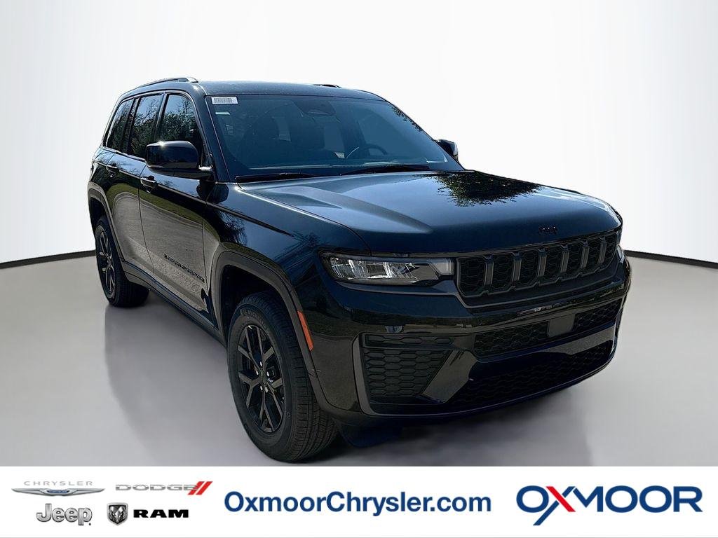 2026 Jeep Grand Cherokee Laredo Altitude 4x4's photo