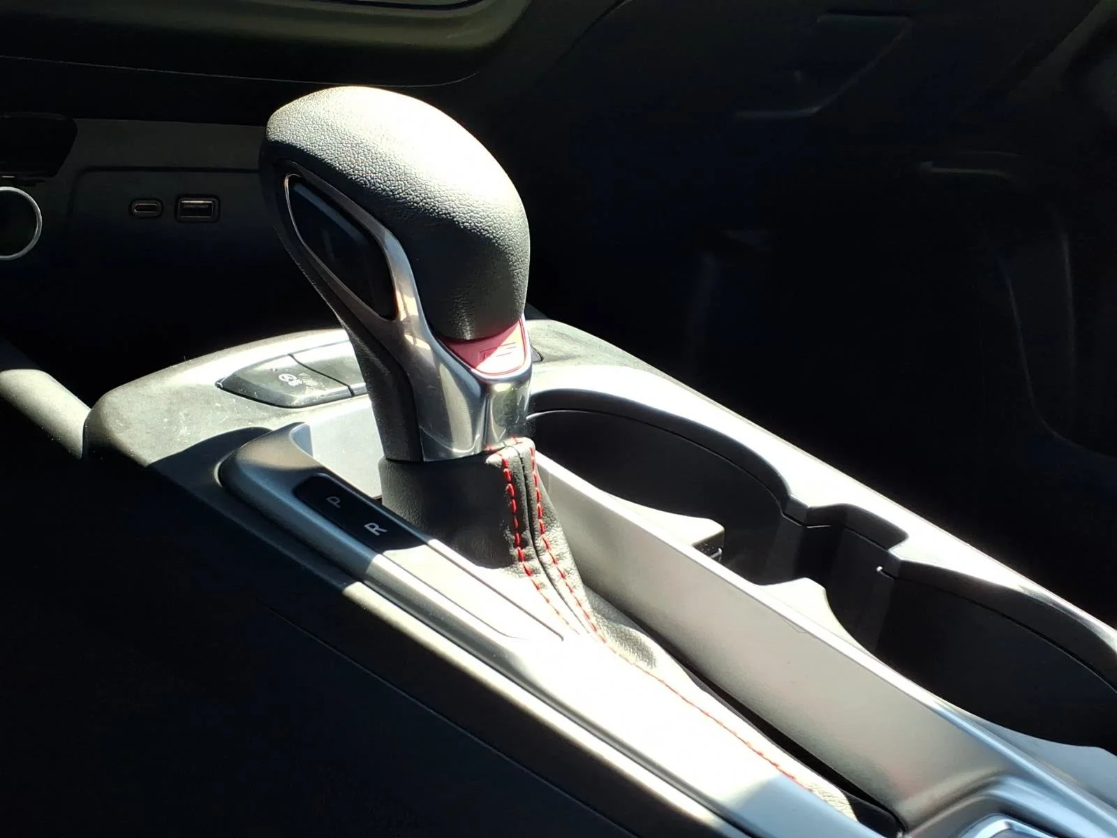 Used 2024 Mosaic Black Metallic Chevrolet 1RS image 15