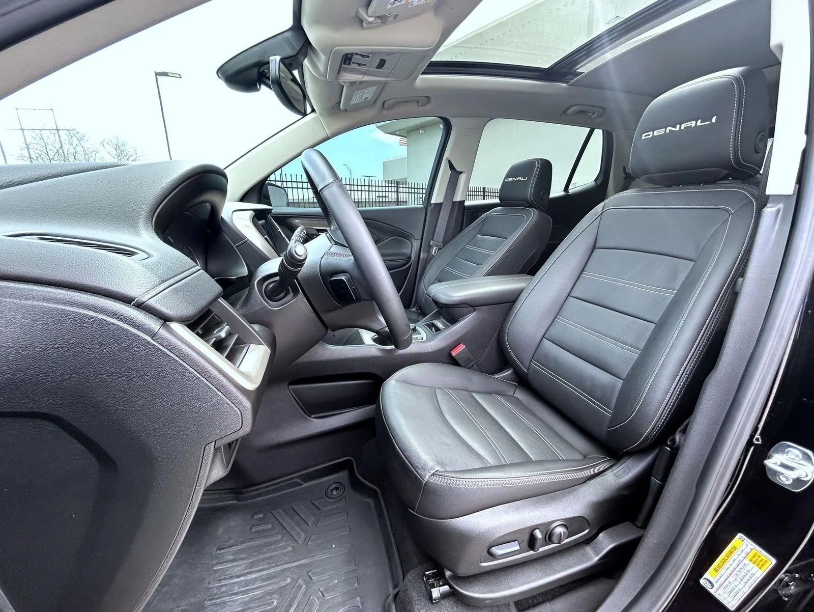 2024 GMC Terrain Denali - Photo 10