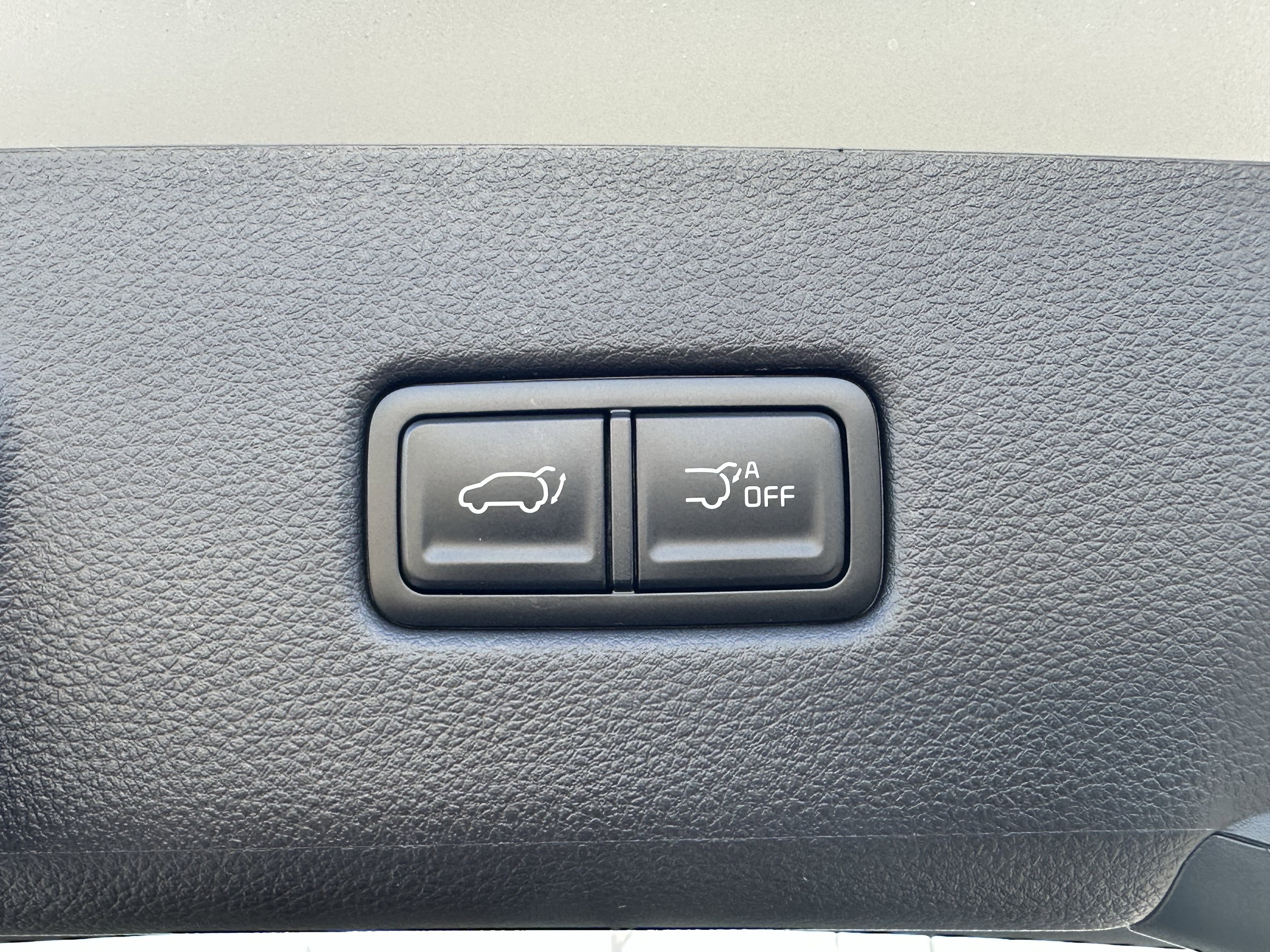 New 2026 Ivory Silver Kia EX image 19