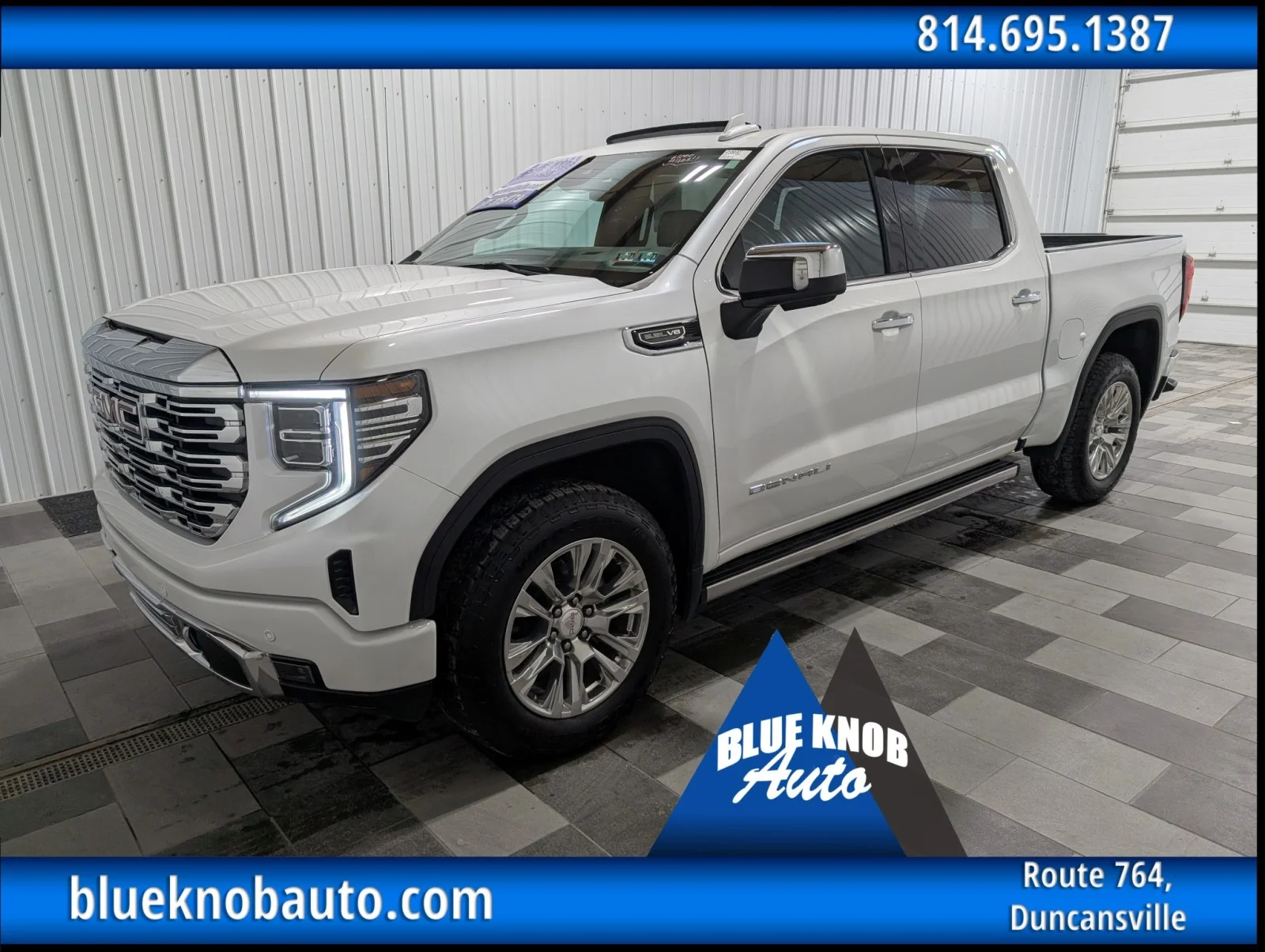 2022 GMC Sierra 4WD Crew Cab Short Box Denali's photo
