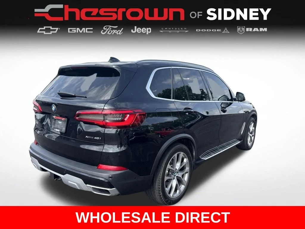 Used 2020 Black BMW xDrive40i image 5