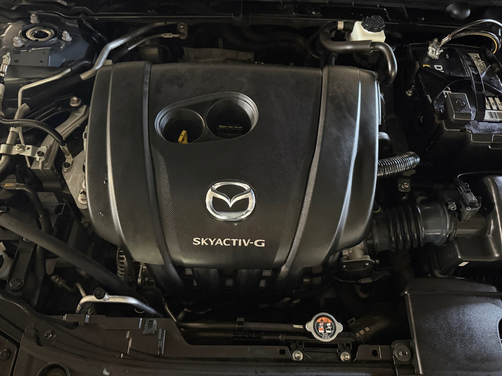 Used 2022 Polymetal Gray Metallic Mazda Carbon Edition image 20