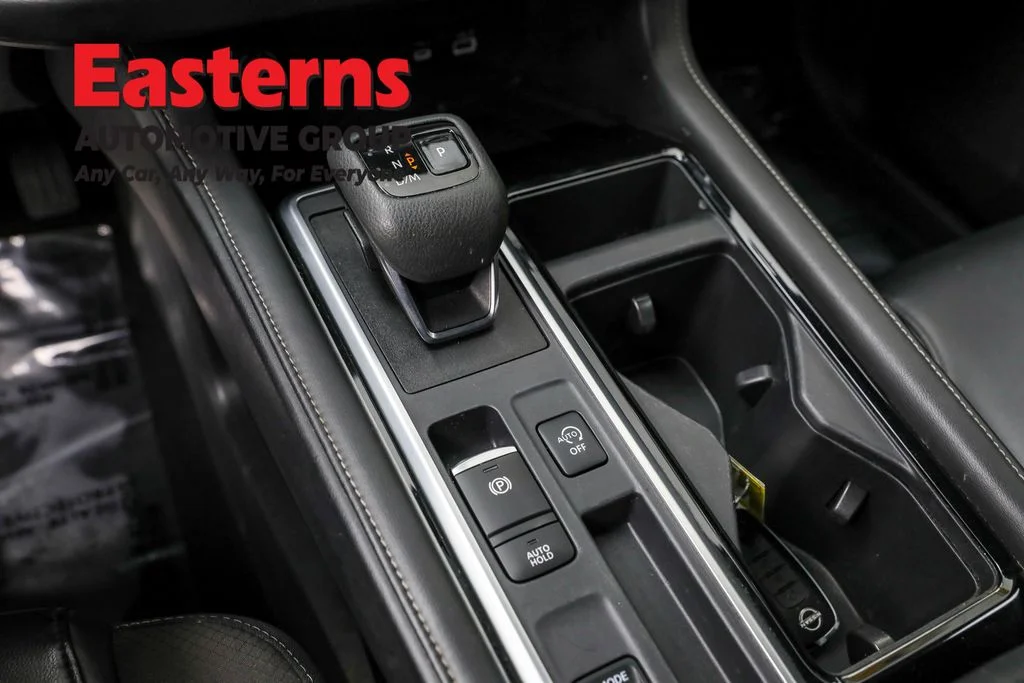 Used 2023 Black Nissan SL image 12