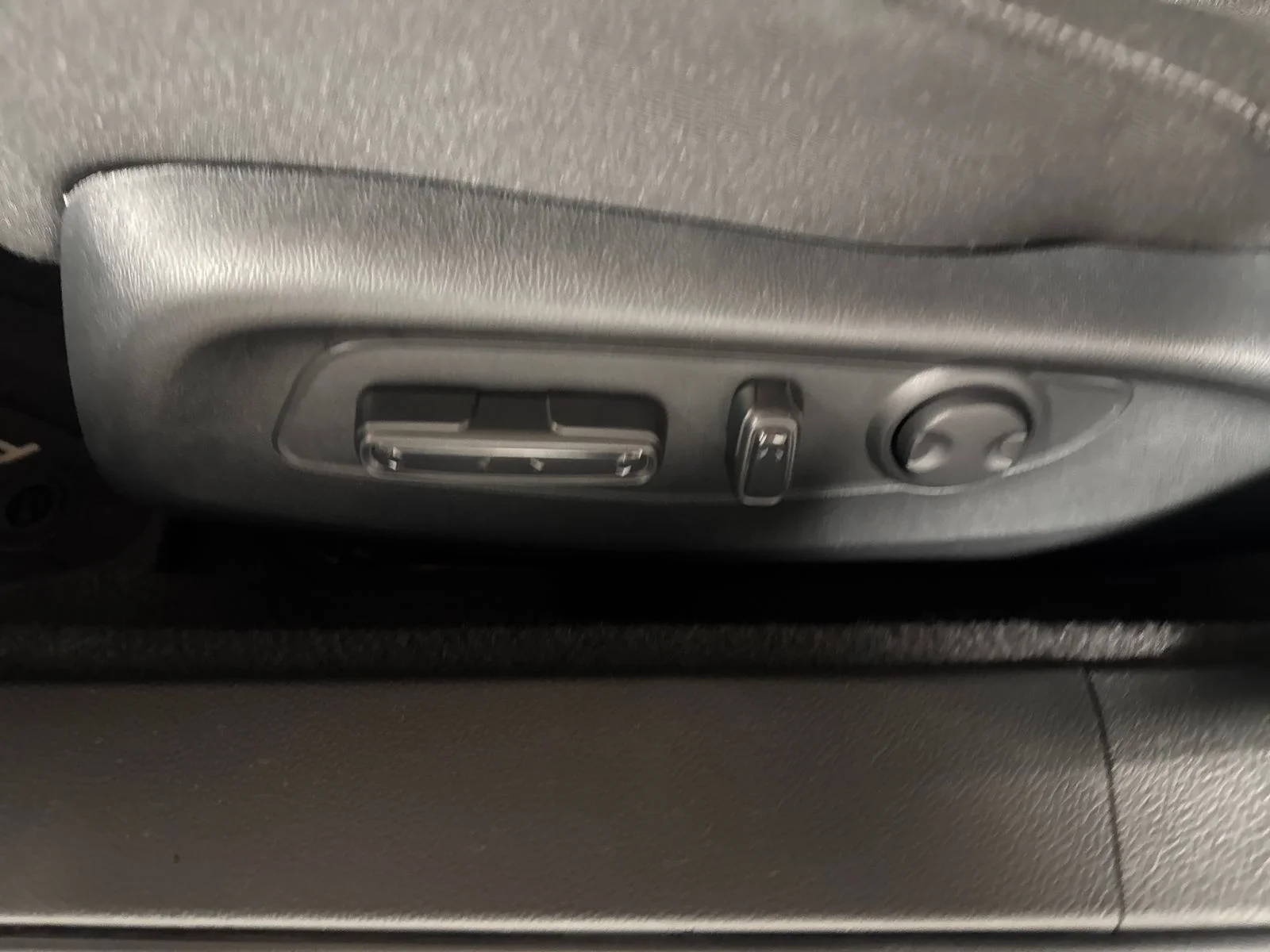 2025 Honda Accord SE - Photo 15