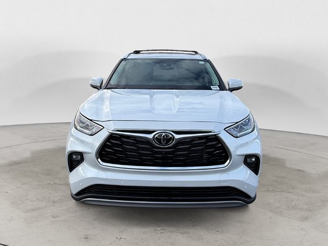 New 2026 Wind Chill Pearl <sup>1</sup> Toyota Platinum image 2