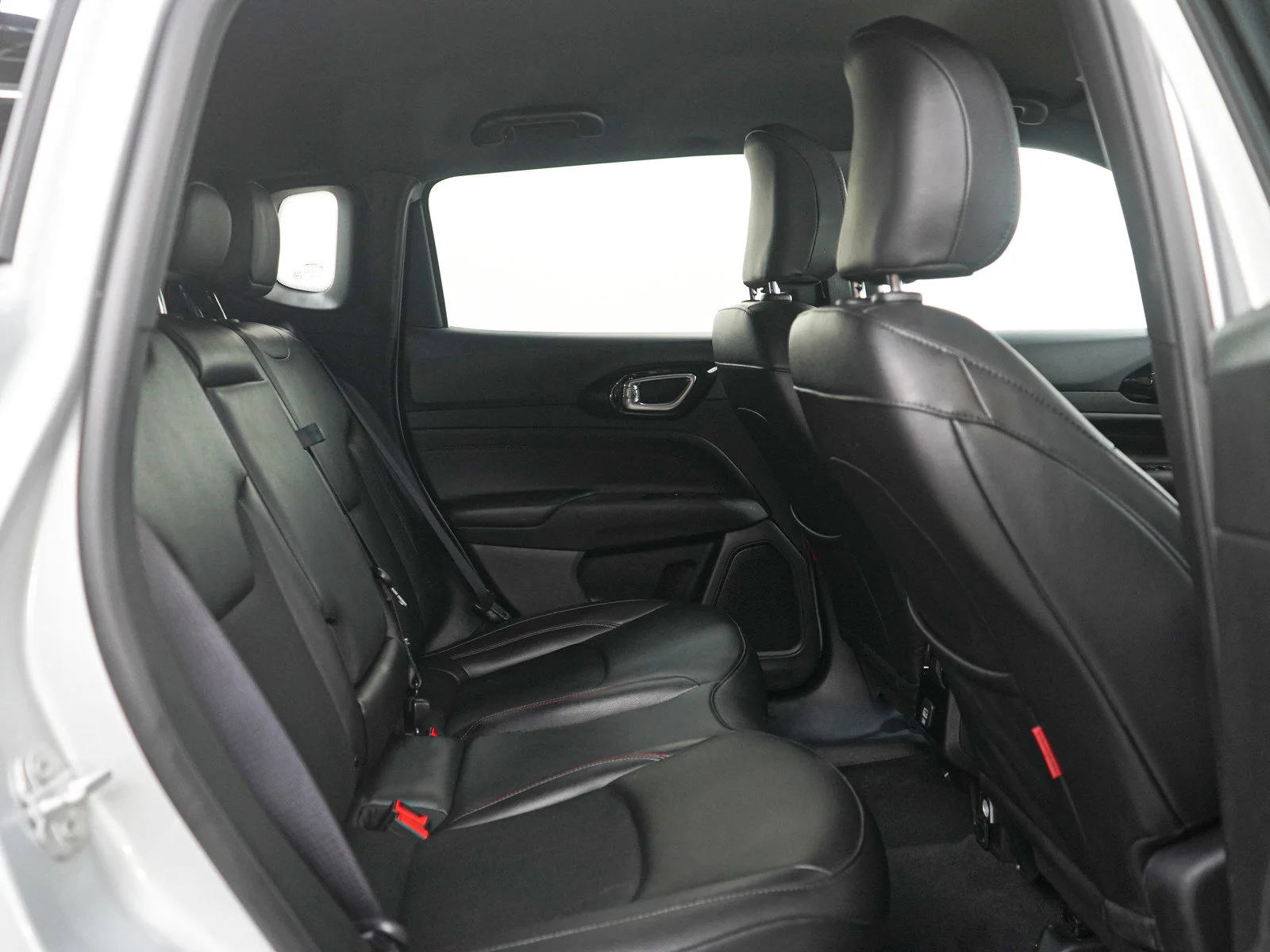 2025 Jeep Compass Trailhawk - Photo 12