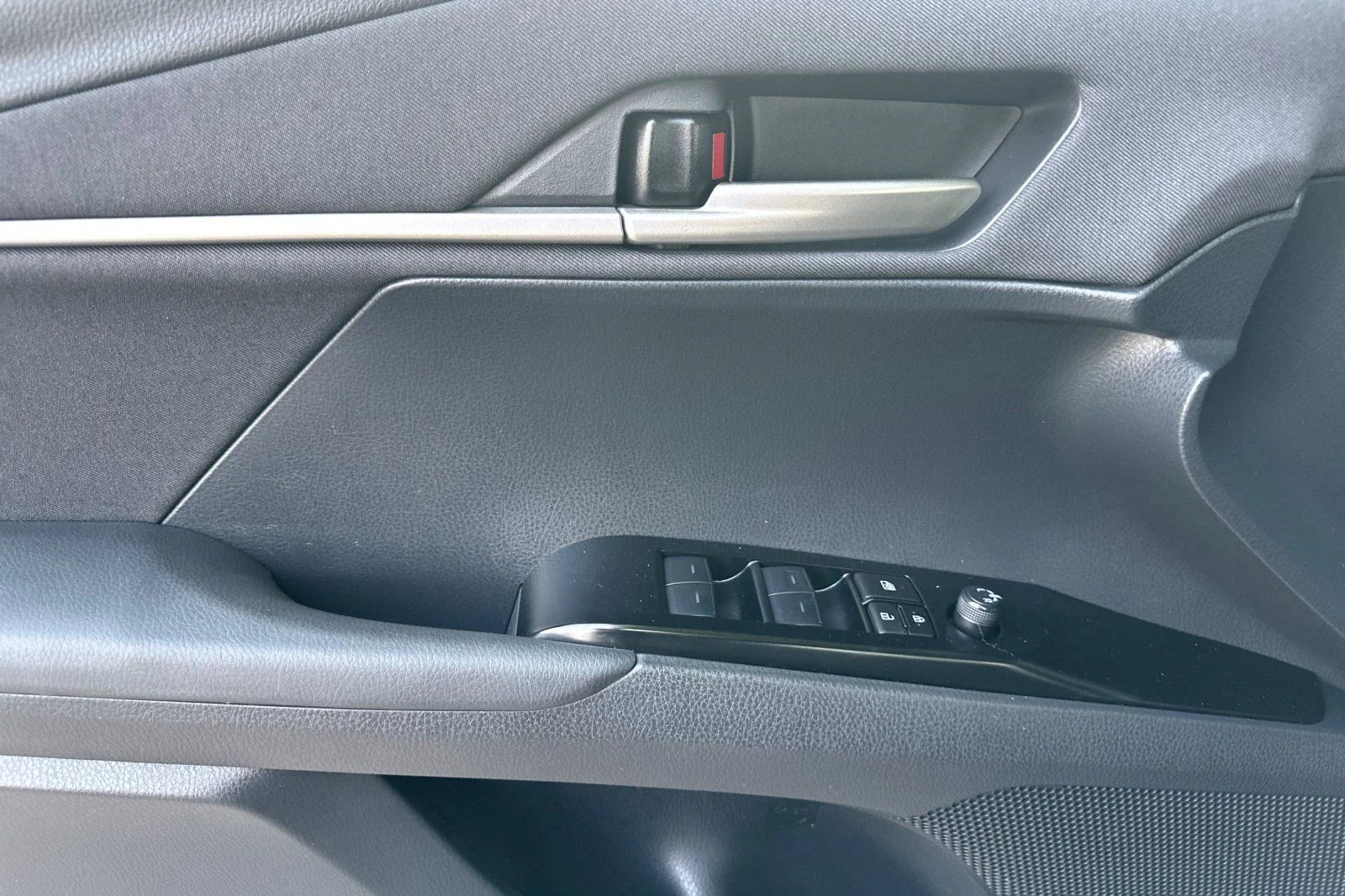 Used 2025 Blue Toyota LE image 10