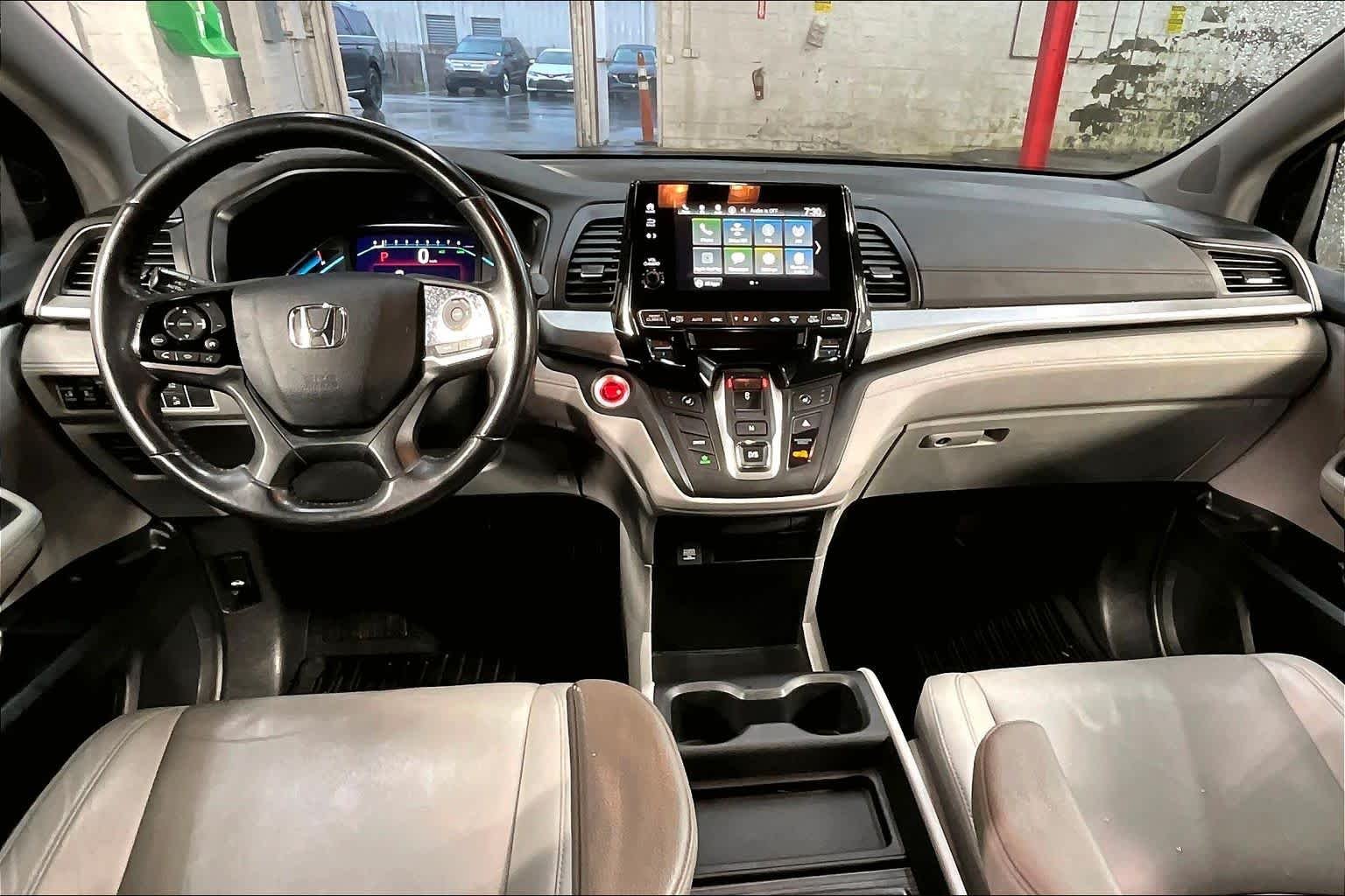 Used 2018 Modern Steel Metallic Honda EX-L image 15